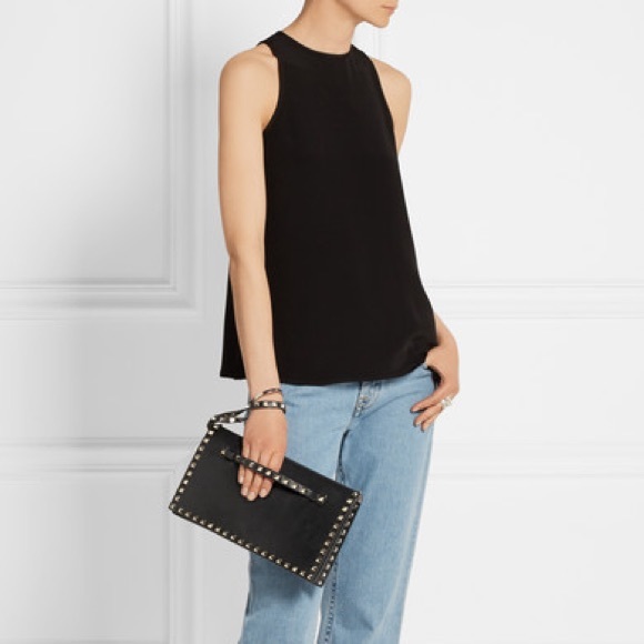 ⛔️🚫SOLD🚫⛔️Valentino Garavani Rockstud clutch - Picture 7 of 8